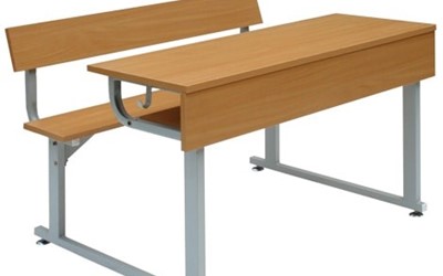 So sánh ưu nhược điểm bàn học sinh bằng gỗ, bàn học sinh bằng sắt